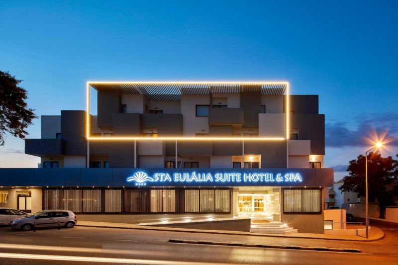 Santa Eulália Suite Hotel & Spa 1
